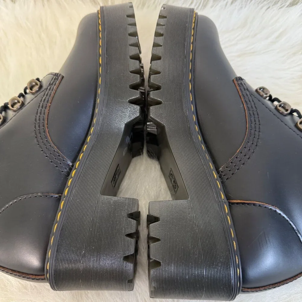 Dr. Martens Leona Platform Ankle Boots Size 6 Black Smooth Leather Heeled Boots